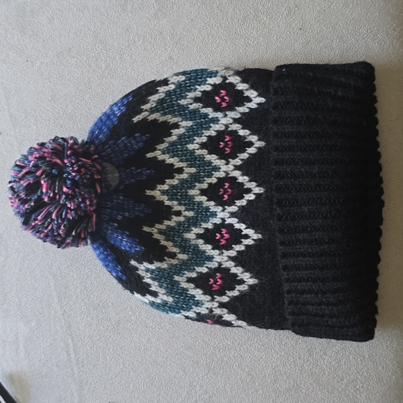 MIXIT BRAND WOMEN'S MULTI COLORS "STOCKING CAP" WITH POMPOM ONE SIZE FITS MOST - Picture 2 of 12